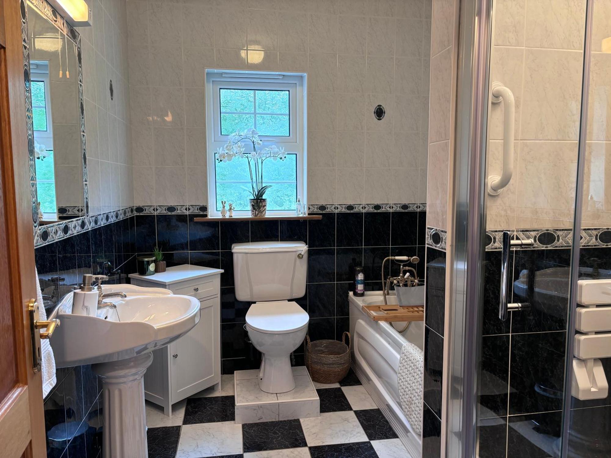 Castlerea The Lodge Self Catering מראה חיצוני תמונה